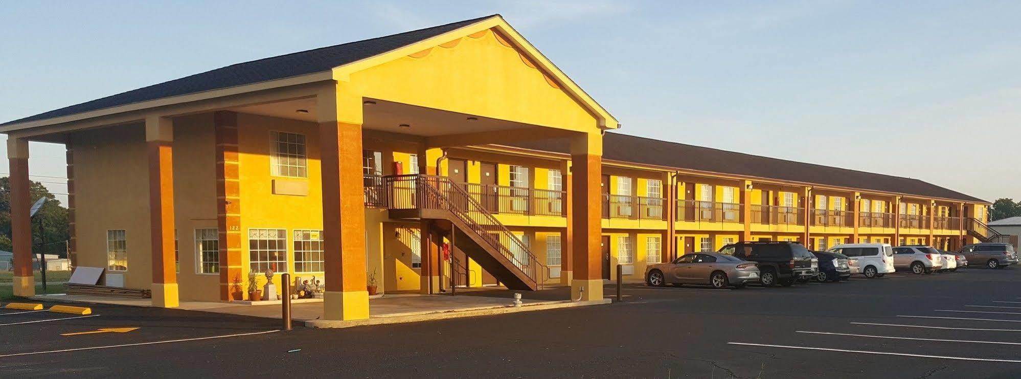 Executive Inn Pelham ภายนอก รูปภาพ